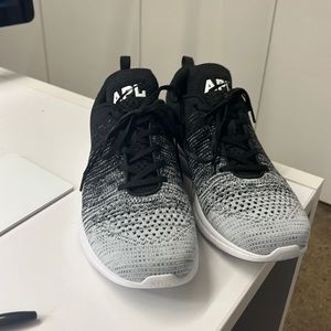 APL Mens Techloom Sneakers Size 12